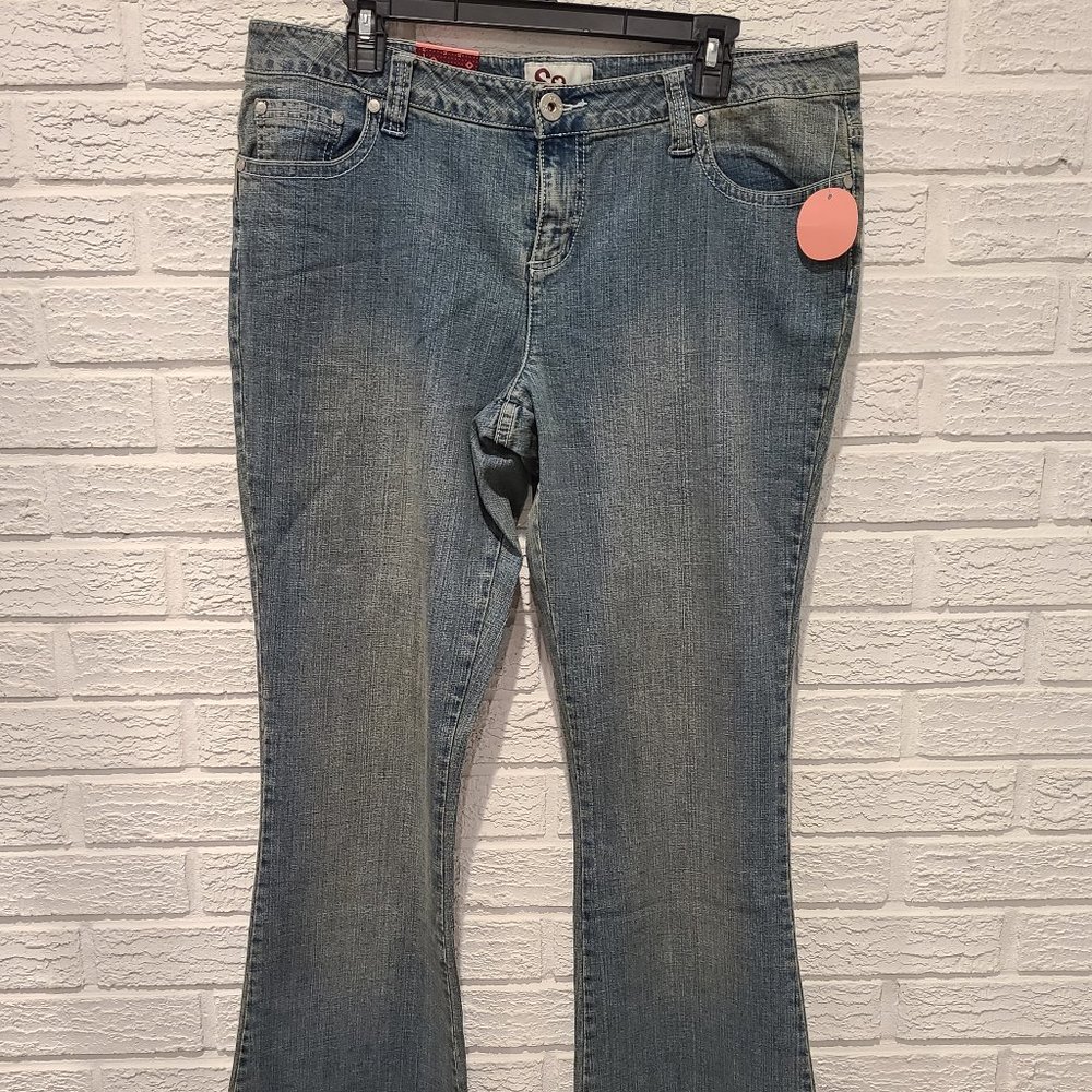 SO Size 17 Juniors Brand New